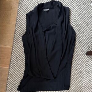 Vince Camuto Black Draped V-Neck Sleeveless Camisole Top